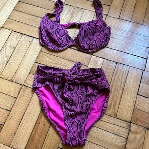 Jessica Simpson bathing suit